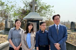 彰基總院長陳穆寬率隊 清明緬懷外國醫療宣教師