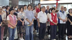 慈濟南投縣府浴佛 感念佛恩父母恩