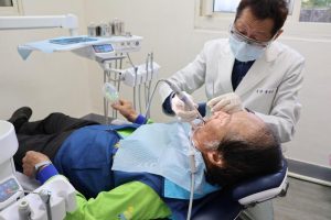 牙醫師節 致敬守護口腔健康的牙醫師
