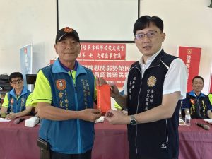 陸軍專校校友總會暖心捐助南投縣榮服處遺孤認養金