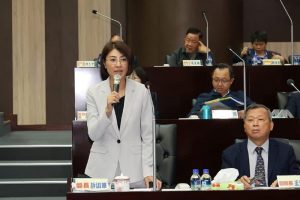 南投縣議會定期會閉幕 許淑華致謝