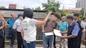 龍泉市場前道路塌陷 張家銨到場關心