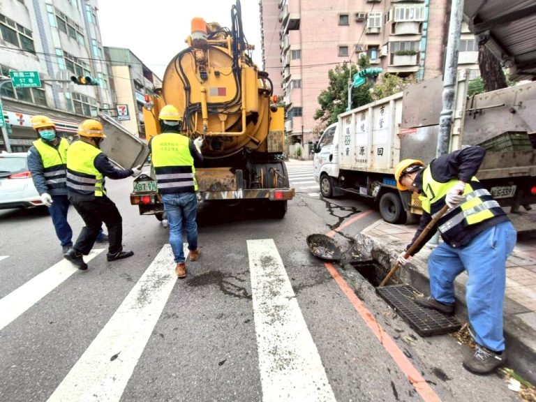 防登革熱及鼠患 環保局12區同步啟動清消