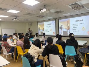 跨越國界翻轉英語力 慈大黃茂霖分享泰國學習之旅