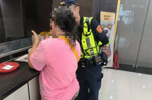 婦誤中假投資真詐財 警成功阻詐二百萬