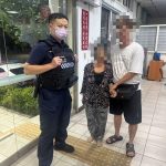 一雙赤腳走失街頭 陽明警溫柔陪伴找到回家路