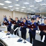 五位新任首長 正式宣誓就職