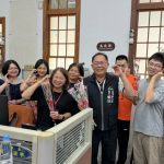 后里區公所母親節送暖　贈在地康乃馨傳遞感恩祝福
