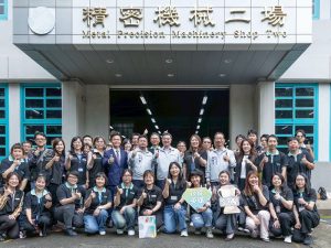 卓揆訪視國際技能競賽國手 勉勵選手發揮實力為國爭光