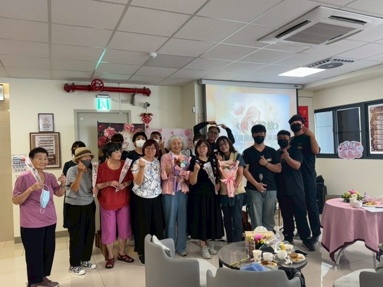 南老少教所老少共融 孩子化身夢想咖啡師