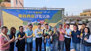 台中優質西瓜評鑑 龍井區陳淑華勇奪冠