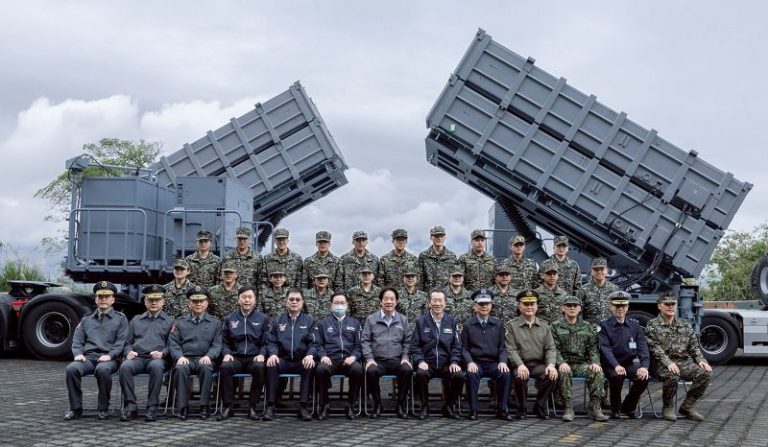 川普警告台獨 紐時：恐無限期延宕對台軍售、賴清德受挫