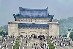 【幽湖閒話】中山陵和總統府∕李伯元