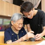 永信心佳陪失智長者找回與社會連結的路　母親節滿滿的溫馨