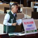 鄭功進為台中無法立案的土地公廟請命