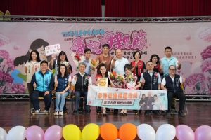 烏日區慶祝母親節  97歲陳賴金鳳是最高齡模範母親