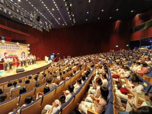 台中國際護理師節暨表揚優良護理人員登場 盧秀燕感謝護理人員無私付出