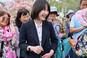 藍營徵召魏平政 謝衣鳯：蔡壁如民調都比他高