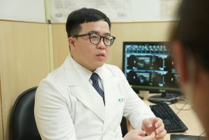 膽結石引發膽囊炎 單孔手術助快速恢復生活