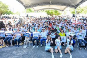 2026高雄龍舟國際友誼賽熱血開槳 陳其邁率高雄隊奪冠