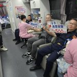 不畏雨神同行！高雄市警局慶祝 115 年警察節 挽袖捐血傳愛