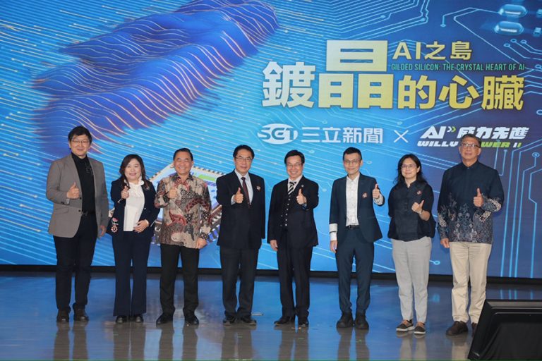 南科AI科技論壇 黃偉哲：AI應用走入百工百業