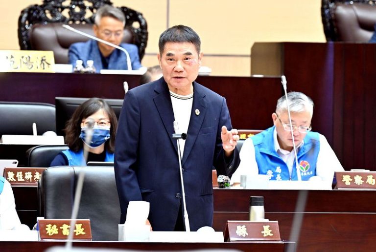 失智專用床位一床難求 鍾東錦：計畫變更遠雄醫療園區照顧更多鄉親