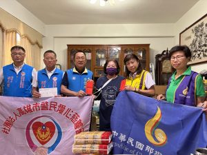 方信淵結合警民愛心、那爛陀兩個慈善會關懷弱勢