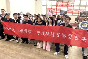 環保局攜移民署 宣導不違規燃放爆竹