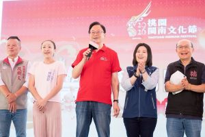 桃園閩南文化節藝閣踩街頒獎 張善政肯定團隊創意為傳統文化注入新活力