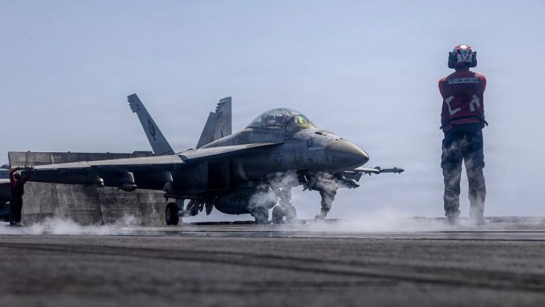 美軍對伊朗報復空襲 革命衛隊襲擊美第五艦隊
