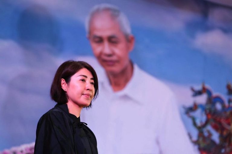許淑華父親告別式 各界政要逾5000人送行