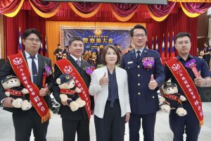 警察節慶祝大會 周春米表揚模範警察與協勤民力