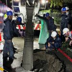 連日大雨 岡山中山北路路面塌陷 捷運局漏夜搶修