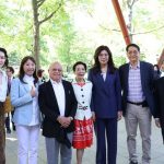 鄭麗文訪紐約皇后植物園 以蘭花比喻台灣堅守和平的精神