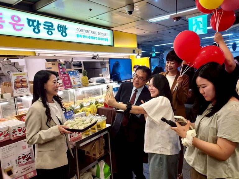 黃偉哲積極拓展韓國市場 爭取降關稅延長至8月底