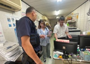 公車遺失iPhone急求助 豐警頂高溫尋回