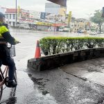 豐警化身鐵馬騎士護送7旬嬤返家