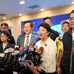 盧秀燕抨中央 「不要忙著幫別人刮鬍子」