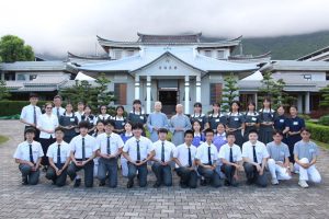 慈大附中醫療志工營 師生走進生命體驗見苦知福