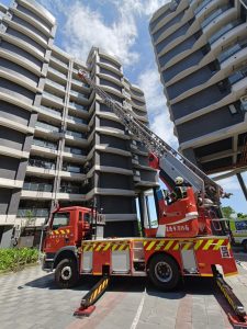 基隆高樓層火警 出動17車31人實兵演練