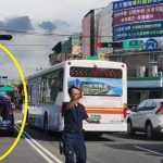 車輛故障停路口 六寶警即時協助排除