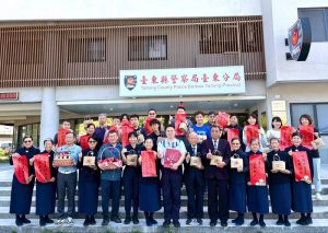 點亮百戶溫暖心燈 臺東90歲李爺爺再捐50萬善款