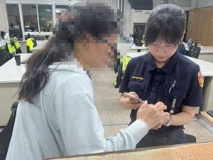 58元運費變3萬元驗證費 鼎山警揭穿假客服騙局
