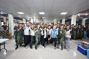 王惠美探視彰縣教召訓練子弟兵