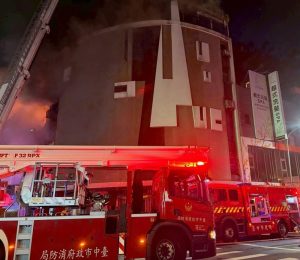 舊西北大飯店凌晨撲滅 六人安全救下