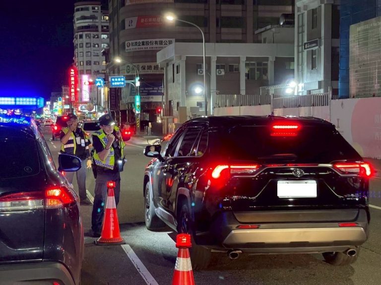 「全國聯防毒駕!嘉市警再攜手保五(周六夜)雷霆出擊 封閉式路檢斷毒路」