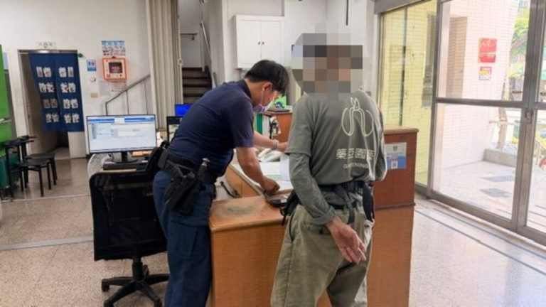 假欠費簡訊險騙老翁　鼎山警細心查證即時阻詐