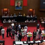 卓榮泰赴立法院報告中聯毒油案 開嗆不是專案道歉