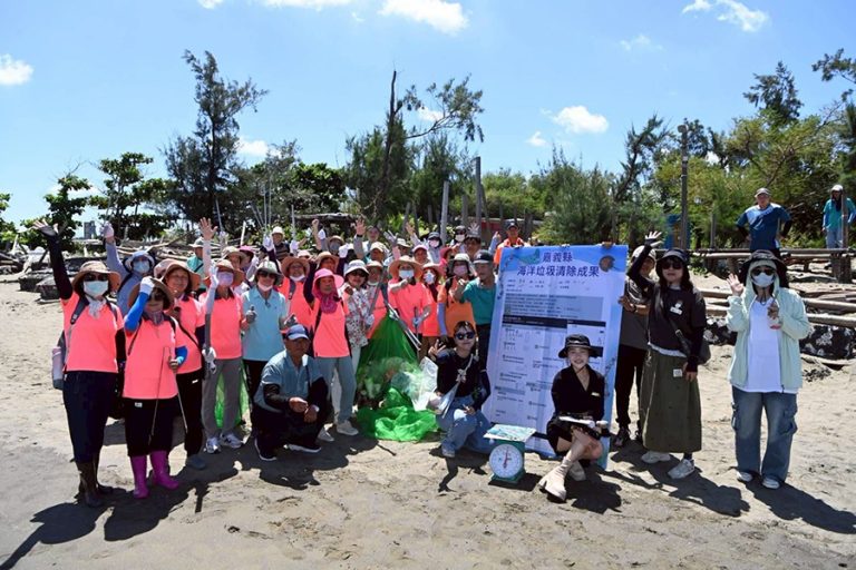 嘉縣淨海淨灘接力守護 攜手向海致敬
